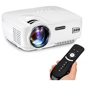 AUN 1400 Lumens LED Videoprojecteur, Android 4.4.2 Projecteur WIFI Bluetooth Soutien Miracast Airplay AC3 Portable Pour Home Cinéma, avec Air Mouse, Blanc