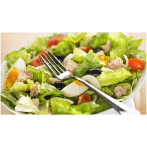 Plat de salade composée